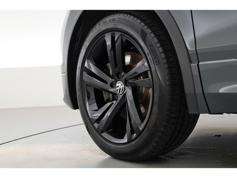 Volkswagen Tiguan 1.4 TSI eHybrid R-Line Black style | Pano | 360cam | Elek. Trekhaak | 19'' | Stoel- Stuurverw. | Adapt. Cruise |