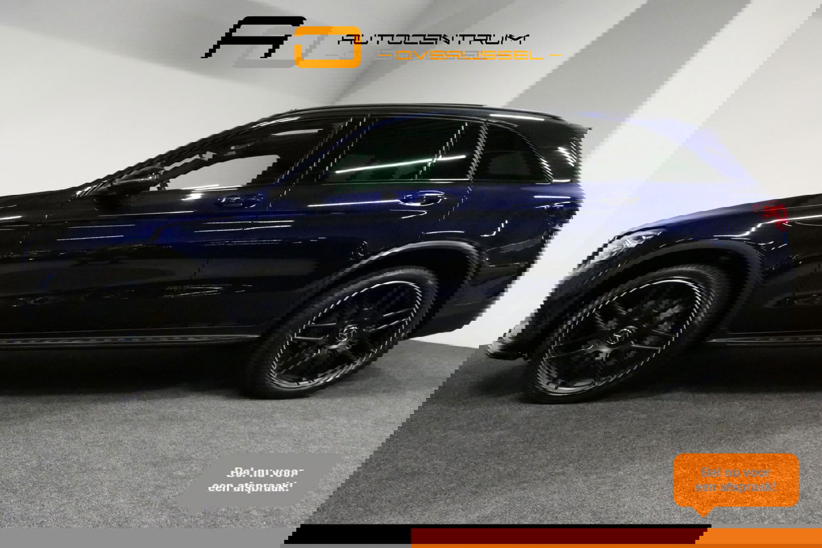 Mercedes-Benz GLC 300e 4MATIC AMG Line / Panamericana Grille / Panoramadak / Elektr. verstelbare voorstoelen + memory / Apple Carplay - Android Auto / Sfeerverlichting / Rondomzichtcamera / MANUFAKTUR kleur / Elektr. wegklapbare trekhaak / 21'' LMV / Keyless / LED High Per