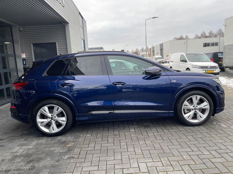 Audi Q4 e-tron 40 Launch edition S Competition 77 kWh 2X S-LINE PANO l MATRIX l CAMERA l ADAPT.CRUISE l ORG.NL l DEALER OND