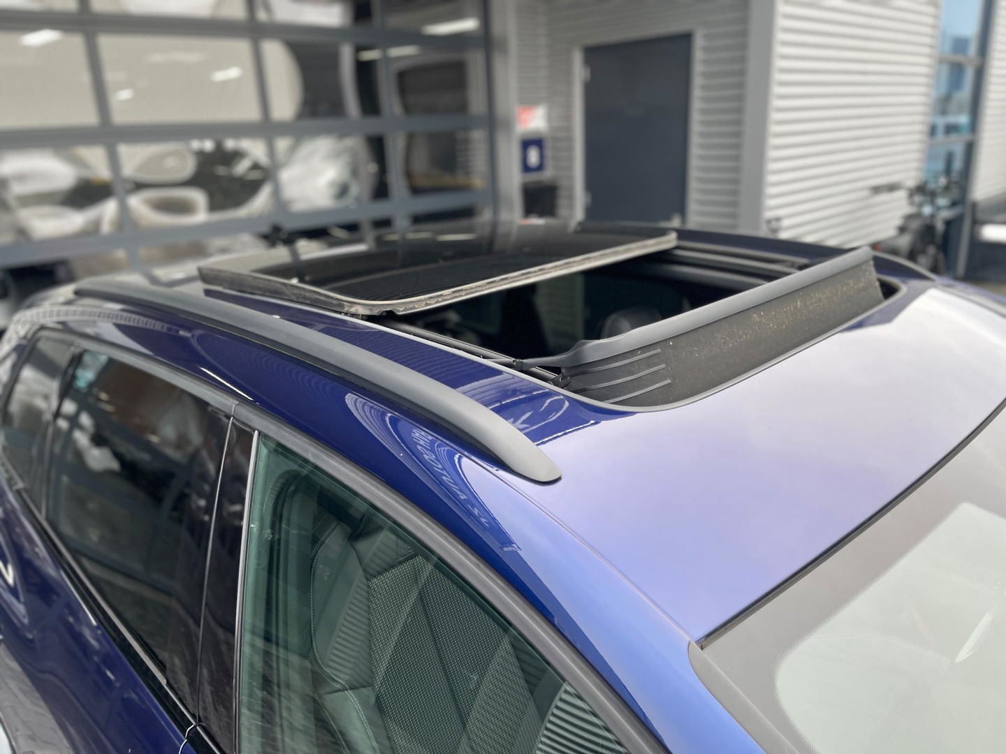 Audi Q4 e-tron 40 Launch edition S Competition 77 kWh 2X S-LINE PANO l MATRIX l CAMERA l ADAPT.CRUISE l ORG.NL l DEALER OND