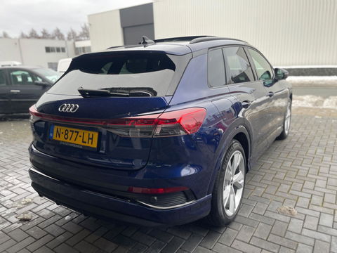 Audi Q4 e-tron 40 Launch edition S Competition 77 kWh 2X S-LINE PANO l MATRIX l CAMERA l ADAPT.CRUISE l ORG.NL l DEALER OND