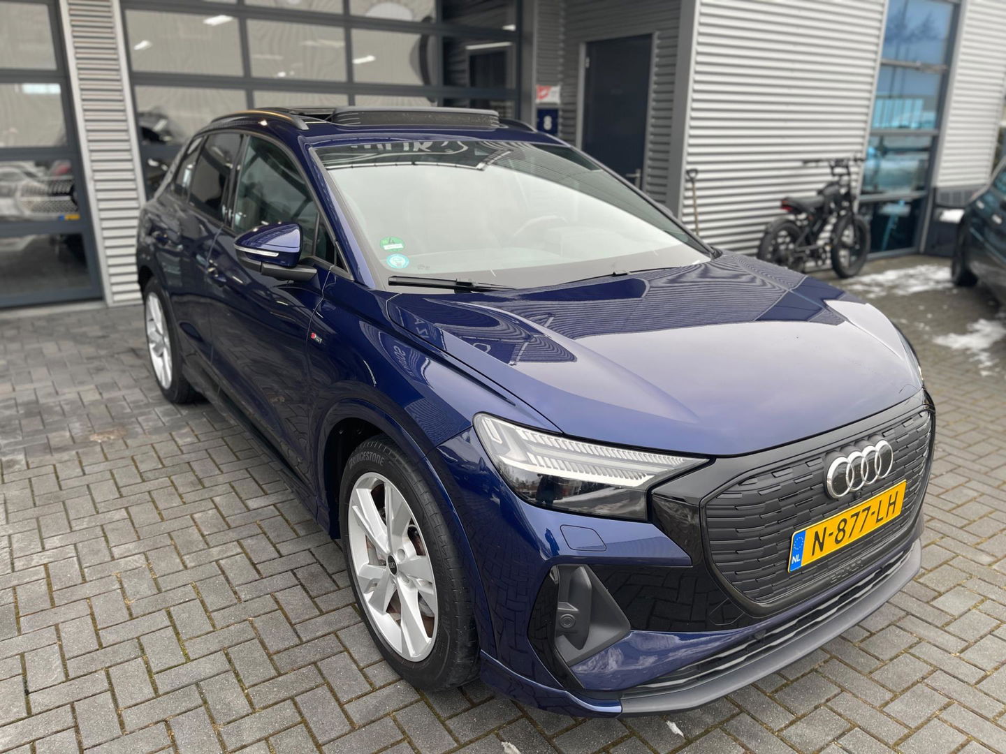 Audi Q4 e-tron 40 Launch edition S Competition 77 kWh 2X S-LINE PANO l MATRIX l CAMERA l ADAPT.CRUISE l ORG.NL l DEALER OND