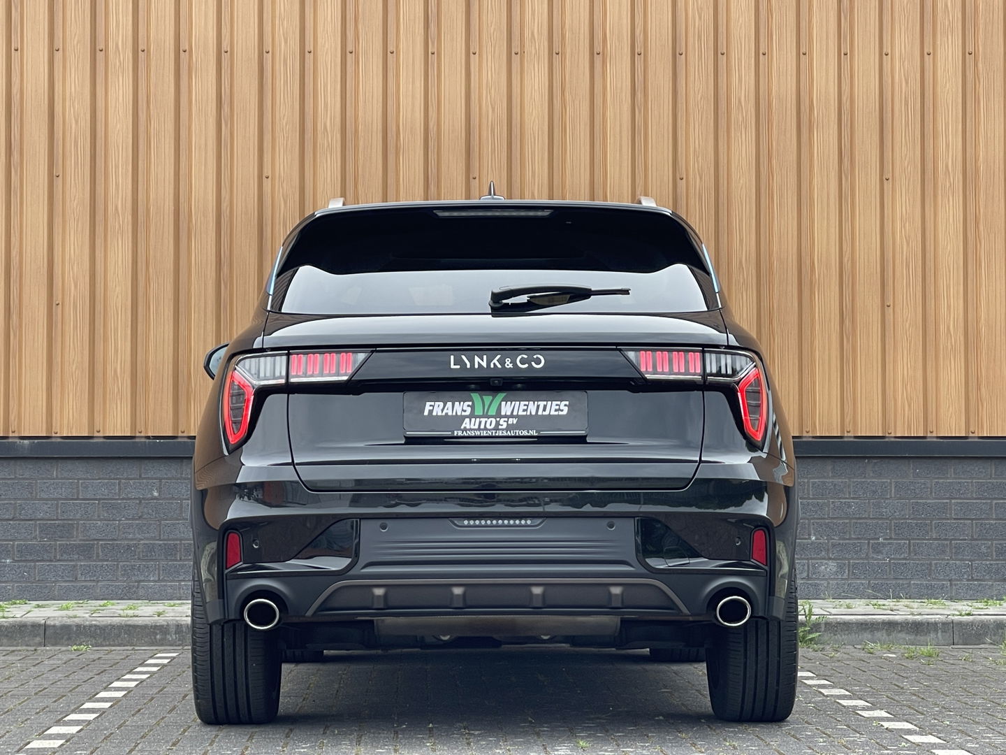 Lynk & Co 01 1.5 | Nieuw! | Trekhaak | Panoramadak | 360° Camera  | Adaptive Cruise Control | Keyless | Elektrische Bestuurdersstoel + Geheugen | Parkeersensoren | Apple Carplay | Android Auto | Infinity Audi