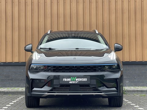 Lynk & Co 01 1.5 | Nieuw! | Panoramadak | 360° Camera  | Adaptive Cruise Control | Keyless | Elektrische Bestuurdersstoel + Geheugen | Parkeersensoren | Apple Carplay | Android Auto | Infinity Audiosysteem