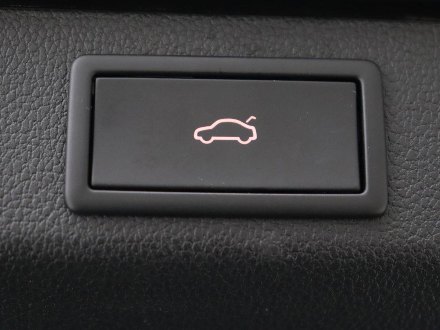 Škoda Superb 1.4 TSI iV Sportline | Stoelverwarming | Alcantara | Adaptive cruise | Camera | Carplay | Matrix LED | Stuurverwarming | Virtual Cockpit | Navigatie | Parkeerhulp | Sportstoelen | Sfeerverlichting | PHEV | Plug In