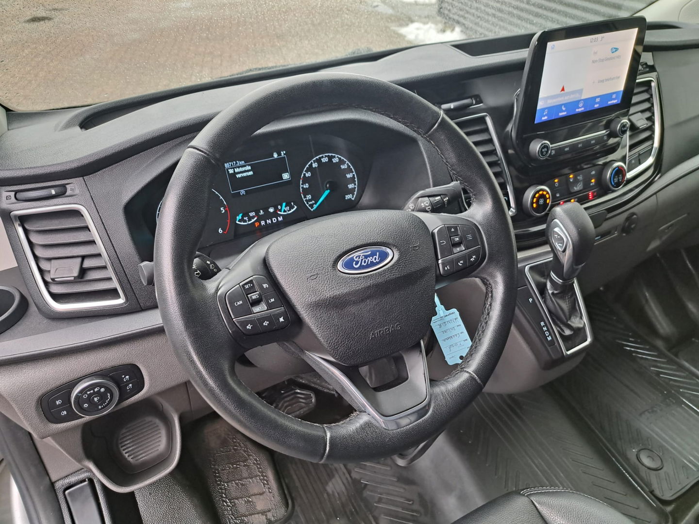 Ford Transit Custom 320 2.0 TDCI 130 pk Automaat - L2 DC - Platinum