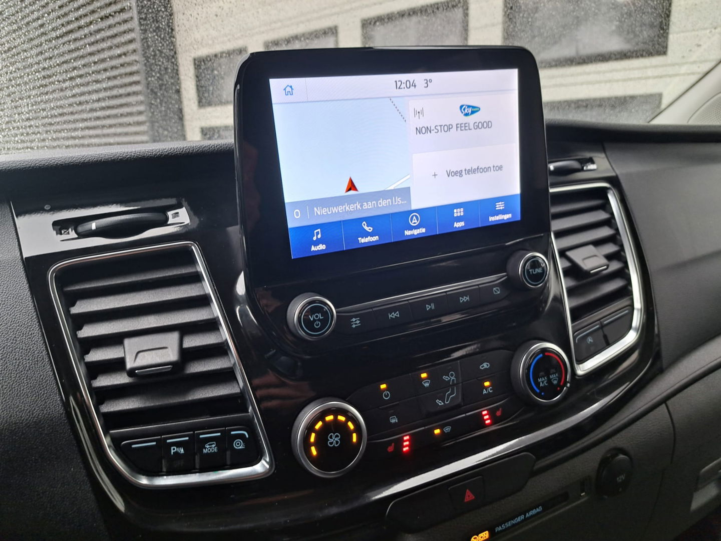 Ford Transit Custom 320 2.0 TDCI 130 pk Automaat - L2 DC - Platinum