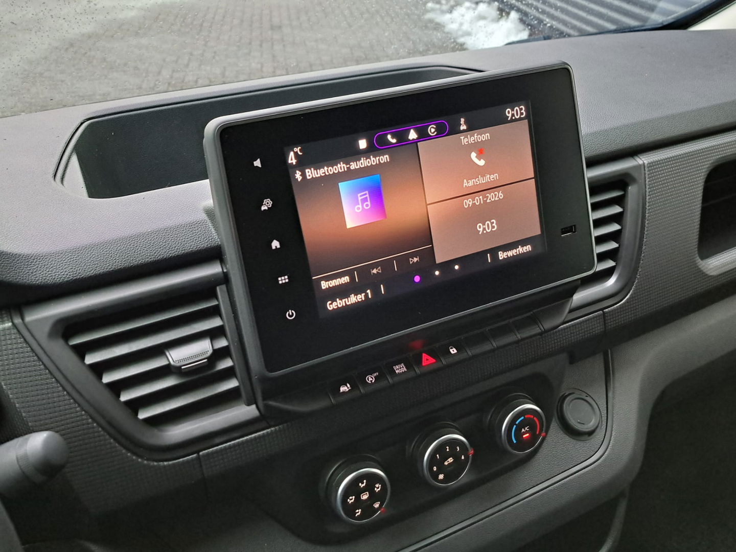 Renault Trafic T30 2.0 dCi Automaat 150 pk Euro 6 Lang L2 - Apple Carplay - LED