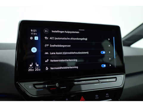 Volkswagen ID.3 Pro 58 kWh | Adapt. Cruise | Stoel- Stuurverwarming | Apple CarPlay | PDC V+A | Navi