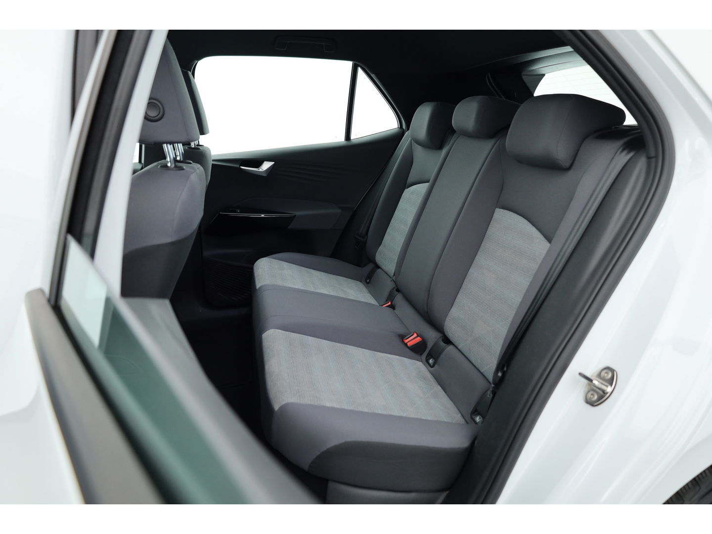 Volkswagen ID.3 Pro 58 kWh | Adapt. Cruise | Stoel- Stuurverwarming | Apple CarPlay | PDC V+A | Navi