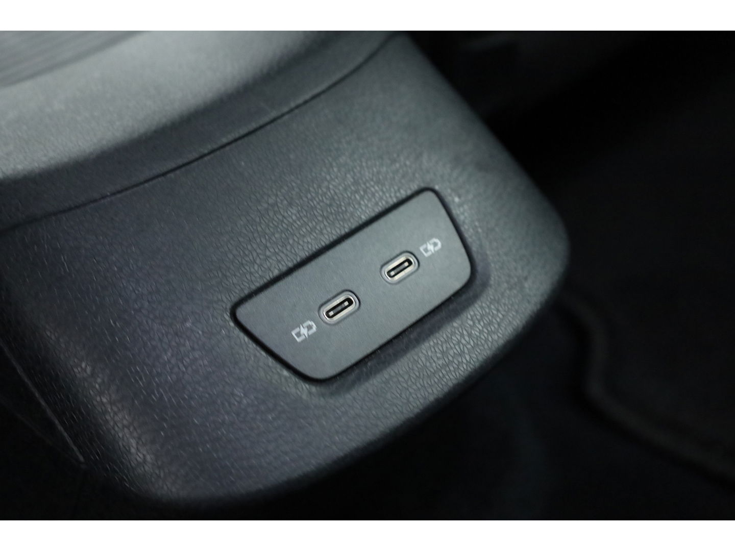 Volkswagen ID.3 Pro 58 kWh | Adapt. Cruise | Stoel- Stuurverwarming | Apple CarPlay | PDC V+A | Navi