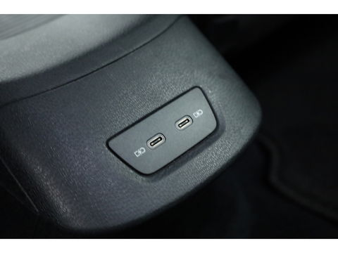 Volkswagen ID.3 Pro 58 kWh | Adapt. Cruise | Stoel- Stuurverwarming | Apple CarPlay | PDC V+A | Navi