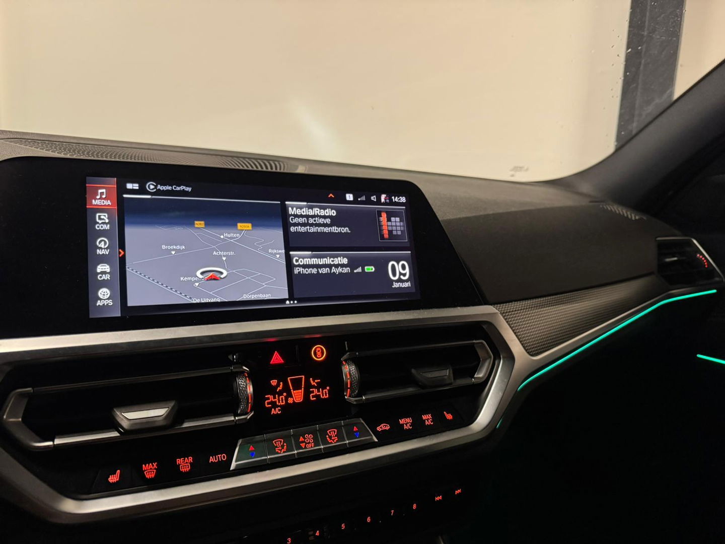BMW 3-serie 320i High Executive Edition PANO KEYLESS