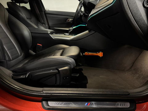 BMW 3-serie 320i High Executive Edition PANO KEYLESS