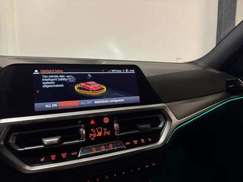 BMW 3-serie 320i High Executive Edition PANO KEYLESS