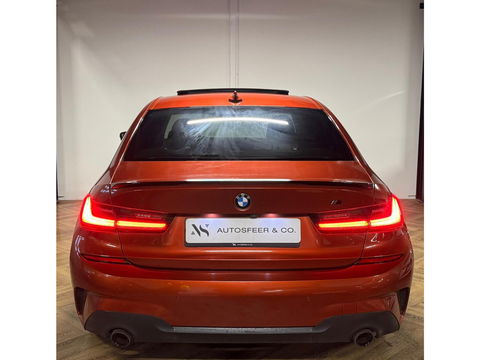 BMW 3-serie 320i High Executive Edition PANO KEYLESS