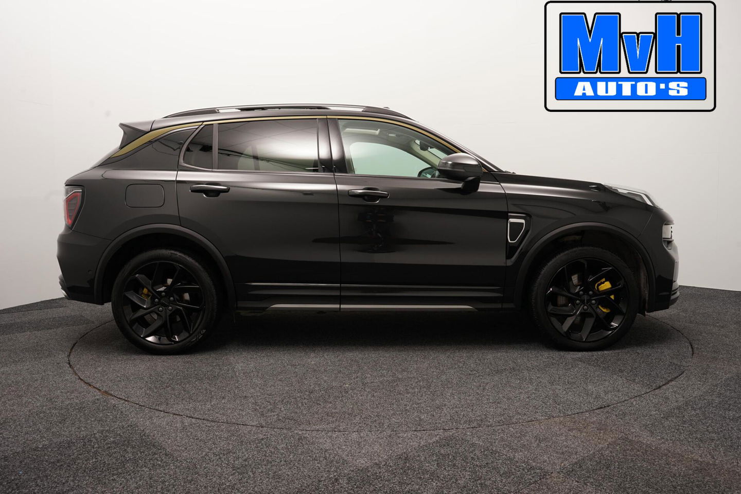 Lynk & Co 01 1.5 Plug-in Hybride|GOLD/BLACK EDITION|CAMERA|NAP