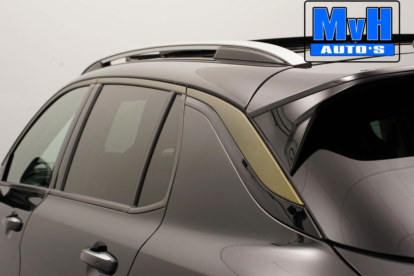 Lynk & Co 01 1.5 Plug-in Hybride|GOLD/BLACK EDITION|CAMERA|NAP