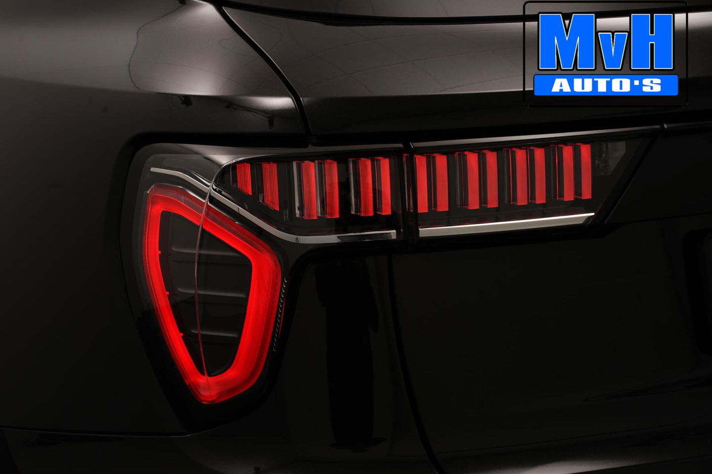 Lynk & Co 01 1.5 Plug-in Hybride|GOLD/BLACK EDITION|CAMERA|NAP