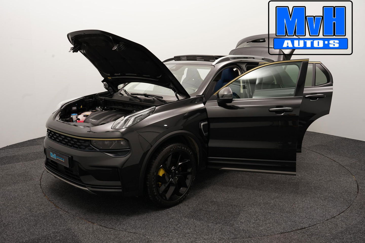 Lynk & Co 01 1.5 Plug-in Hybride|GOLD/BLACK EDITION|CAMERA|NAP