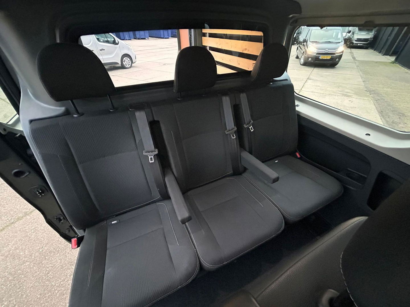 Renault Trafic 2.0 dCi 145pk EDC L2H1 DC Luxe | MARGE | Navigatie | LED | Velgen | Sidebars | Automaat | Dubbel cabine |