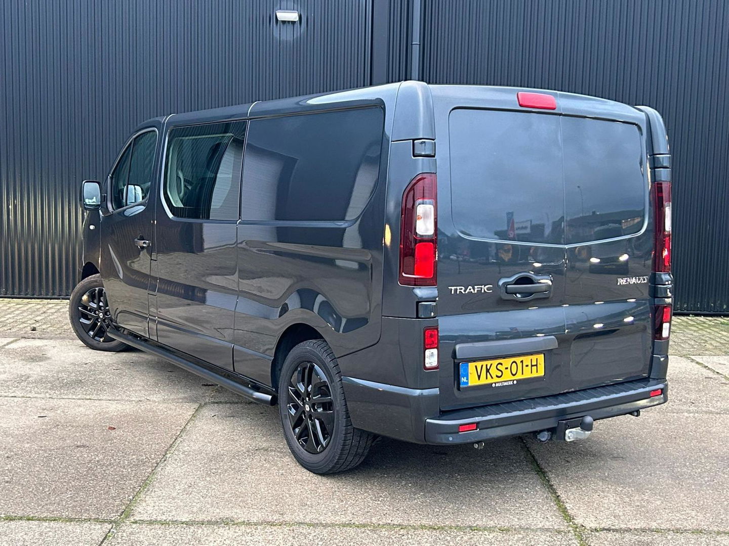 Renault Trafic 2.0 dCi 145pk EDC L2H1 DC Luxe | MARGE | Navigatie | LED | Velgen | Sidebars | Automaat | Dubbel cabine |