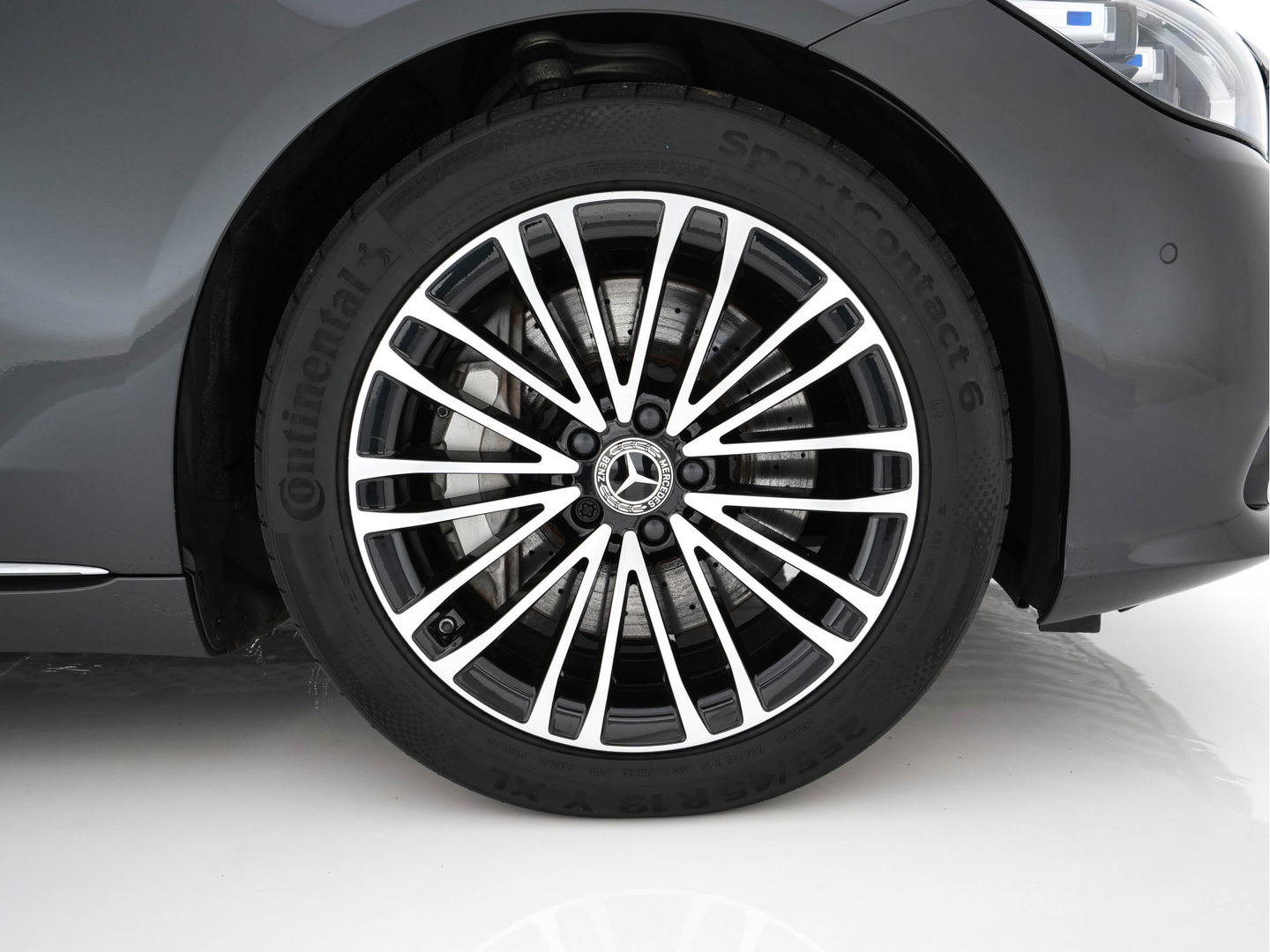 Mercedes-Benz S-Klasse 580 e 4MATIC Lang [ Plug-In ] (INCL-BTW) Aut. *PANO | NAVI-FULLMAP | DISTRONIC | BURMESTER-AUDIO | TOP-VIEW | KEYLESS | FULL-LED | DIGITAL-COCKPIT | AMBIENT-LIGHT | HEATED/VENTILATED-SEATS |...*