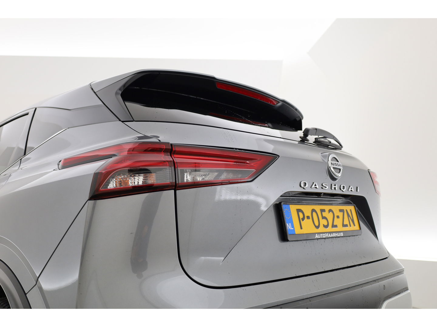 Nissan QASHQAI 1.3 MHEV Xtronic N-Connecta | Automaat | 360cam | Trekhaak | ACC | Stoel- Stuurverw. | Apple CarPlay | Dodehoekdet.