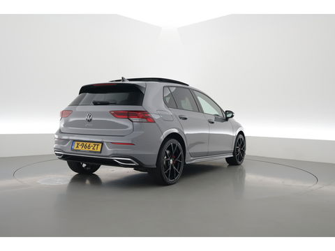 Volkswagen Golf 1.4 eHybrid GTE | Pano | IQ. Light | Stoel- Stuurverw. | 19'' | PDC | Apple CarPlay | Navi |