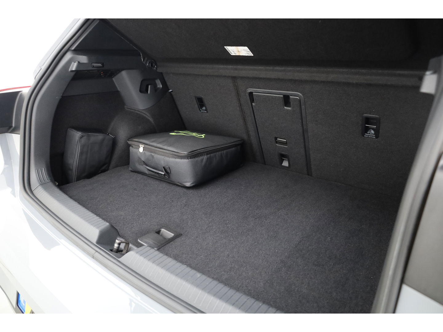 Volkswagen Golf 1.4 eHybrid GTE | Pano | IQ. Light | Stoel- Stuurverw. | 19'' | PDC | Apple CarPlay | Navi |