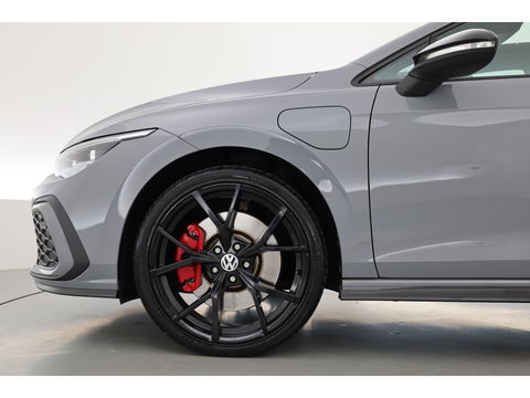 Volkswagen Golf 1.4 eHybrid GTE | Pano | IQ. Light | Stoel- Stuurverw. | 19'' | PDC | Apple CarPlay | Navi |