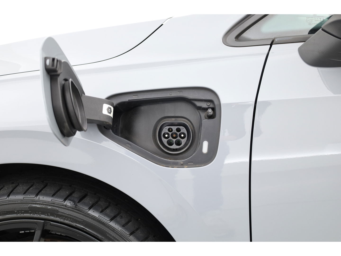 Volkswagen Golf 1.4 eHybrid GTE | Pano | IQ. Light | Stoel- Stuurverw. | 19'' | PDC | Apple CarPlay | Navi |