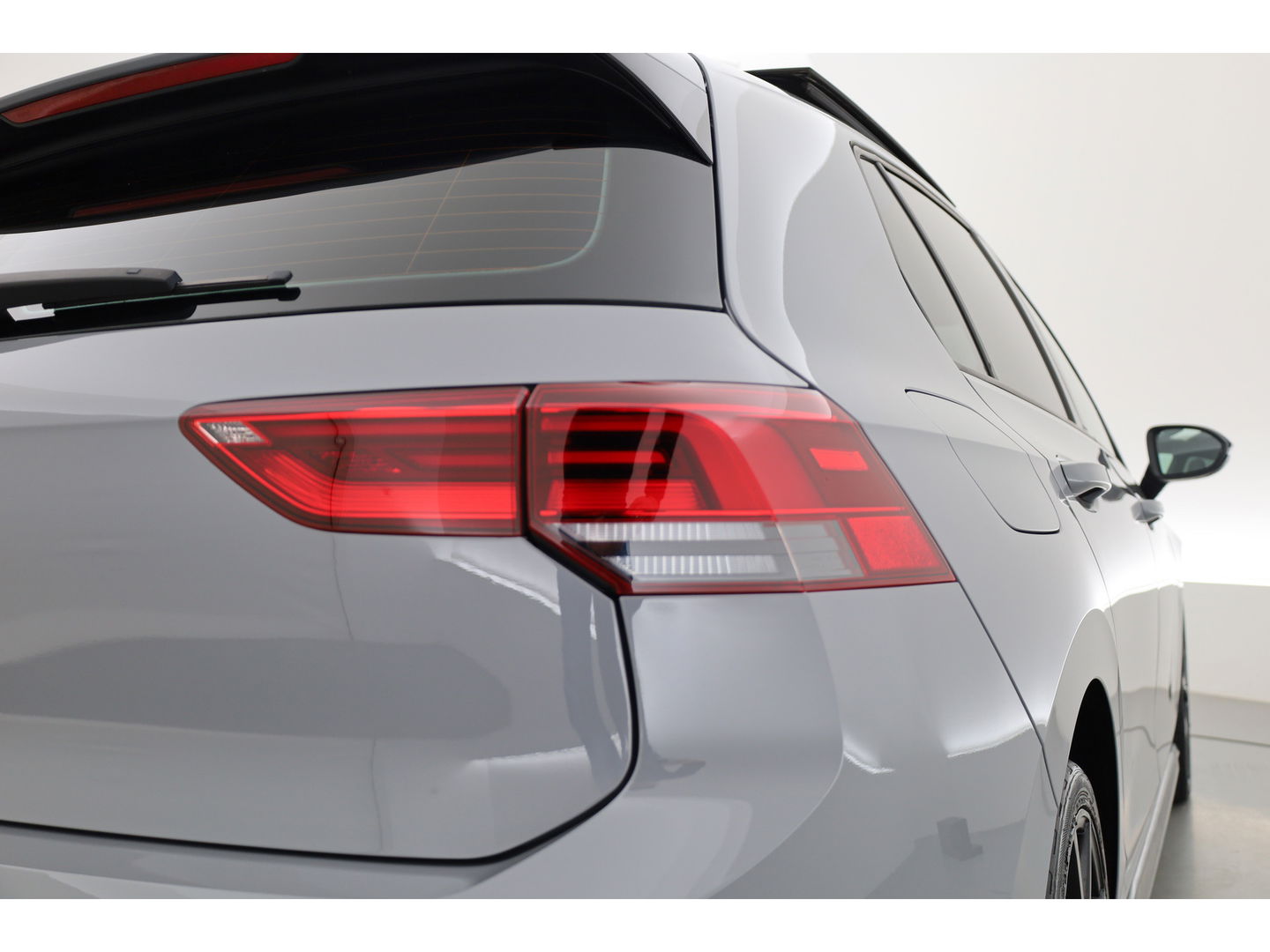 Volkswagen Golf 1.4 eHybrid GTE | Pano | IQ. Light | Stoel- Stuurverw. | 19'' | PDC | Apple CarPlay | Navi |