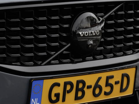 Volvo S60 B5 AWD Ultimate Dark Polestar Eng. 360 Cam Schuifdak Trekhaak ACC