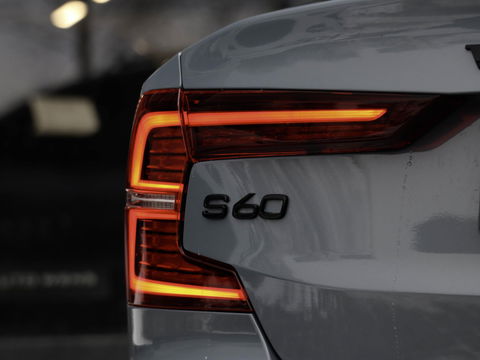 Volvo S60 B5 AWD Ultimate Dark Polestar Eng. 360 Cam Schuifdak Trekhaak ACC