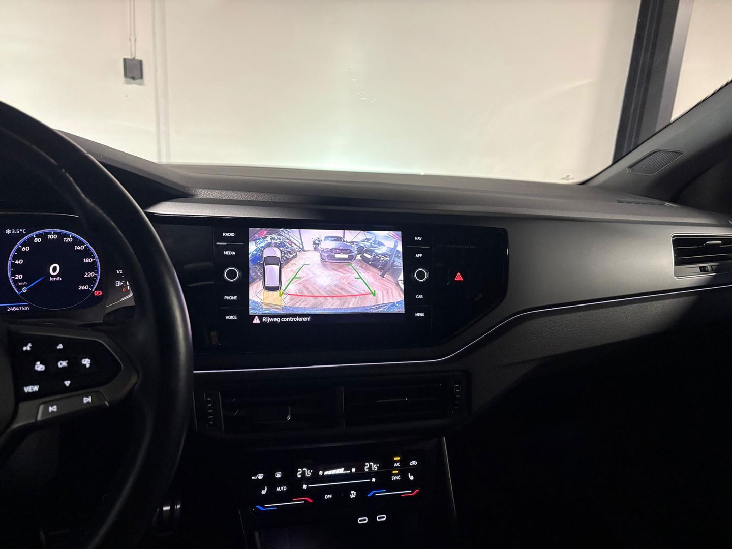 Volkswagen Taigo 1.5 TSI R-Line PANO KEYLESS CAM