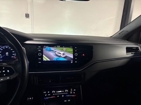 Volkswagen Taigo 1.5 TSI R-Line PANO KEYLESS CAM