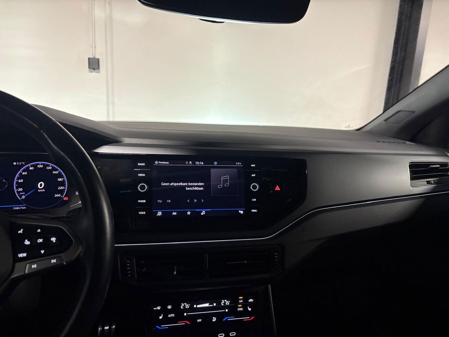 Volkswagen Taigo 1.5 TSI R-Line PANO KEYLESS CAM