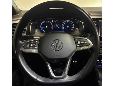 Volkswagen Taigo 1.5 TSI R-Line PANO KEYLESS CAM