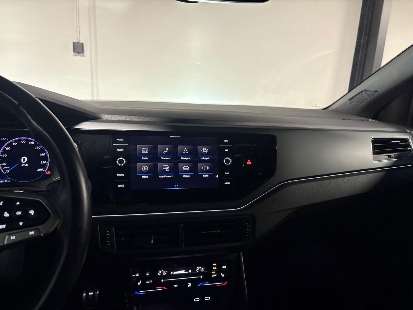 Volkswagen Taigo 1.5 TSI R-Line PANO KEYLESS CAM