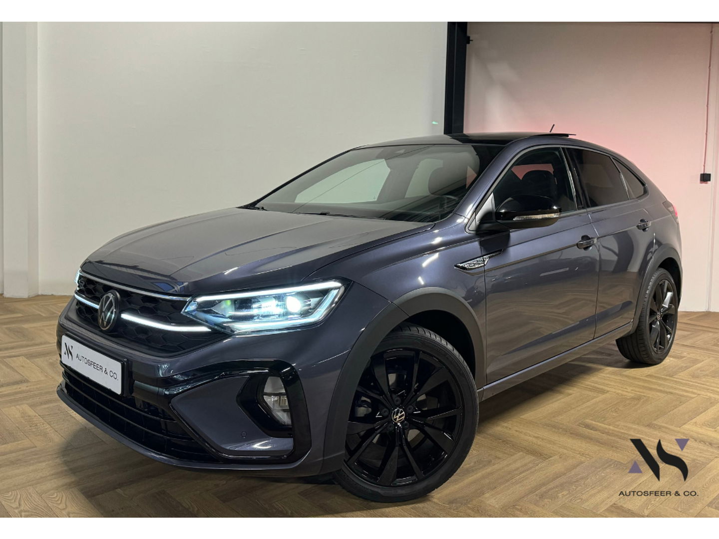 Volkswagen Taigo 1.5 TSI R-Line PANO KEYLESS CAM