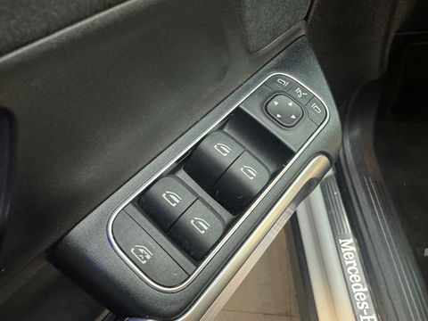 Mercedes-Benz GLB 250 4MATIC AMG Pano|Memory|Burmester|Keyless