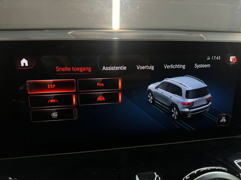 Mercedes-Benz GLB 250 4MATIC AMG Pano|Memory|Burmester|Keyless