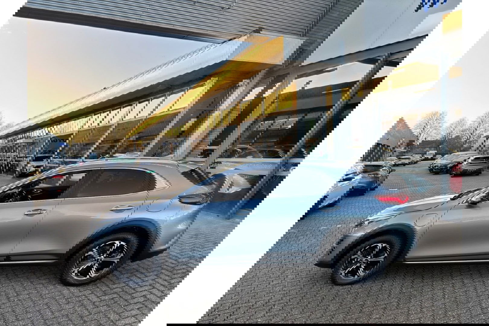 Kia Xceed 1.6 GDI PHEV AUTOMAAT BUSINESS LINE AIRCO CARPLAY PDC-CAMERA.