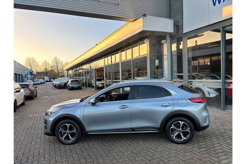 Kia Xceed 1.6 GDI PHEV AUTOMAAT BUSINESS LINE AIRCO CARPLAY PDC-CAMERA.