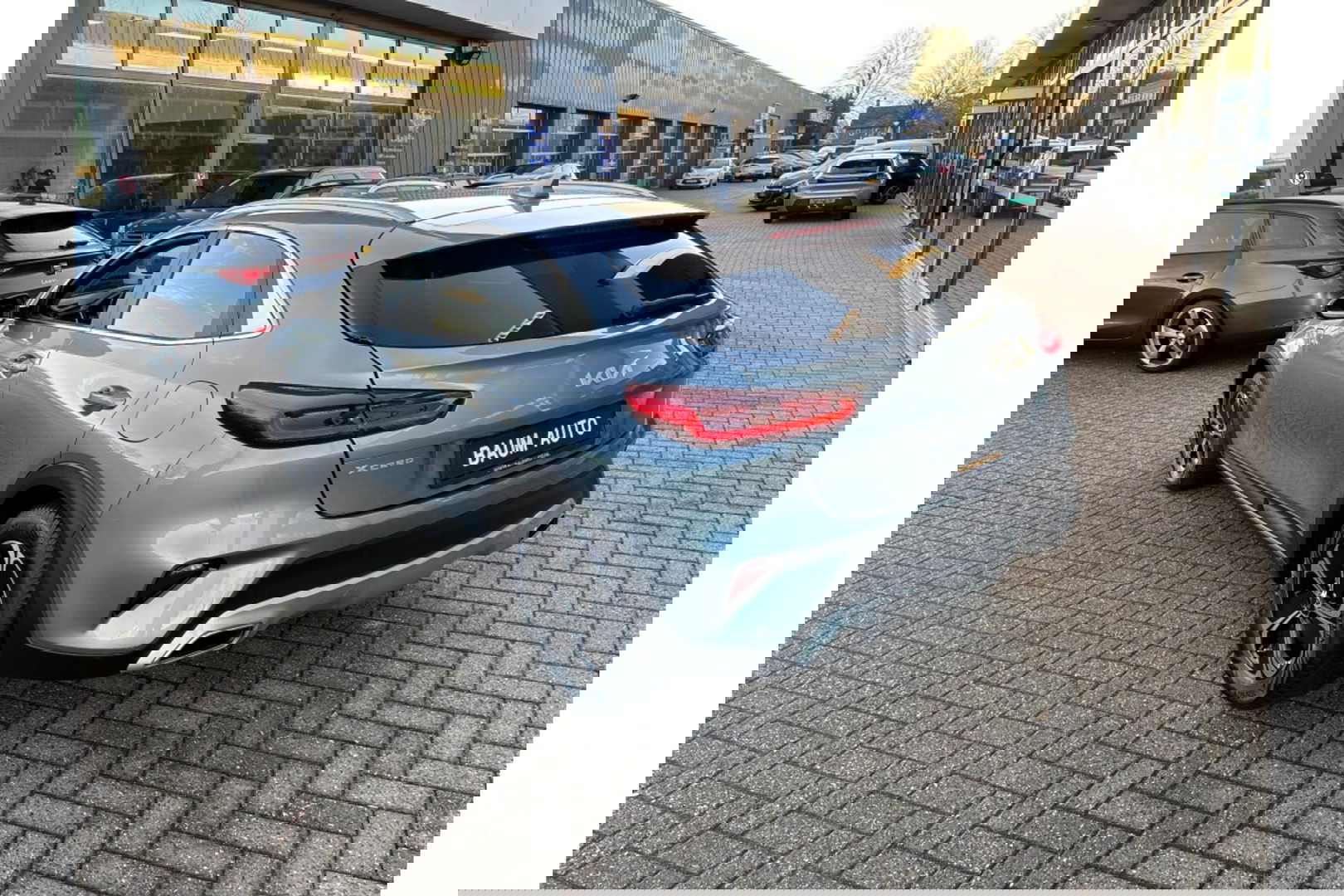 Kia Xceed 1.6 GDI PHEV AUTOMAAT BUSINESS LINE AIRCO CARPLAY PDC-CAMERA.