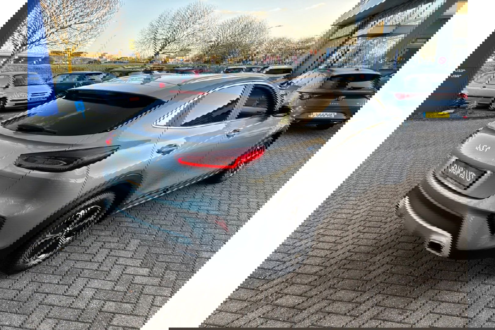 Kia Xceed 1.6 GDI PHEV AUTOMAAT BUSINESS LINE AIRCO CARPLAY PDC-CAMERA.