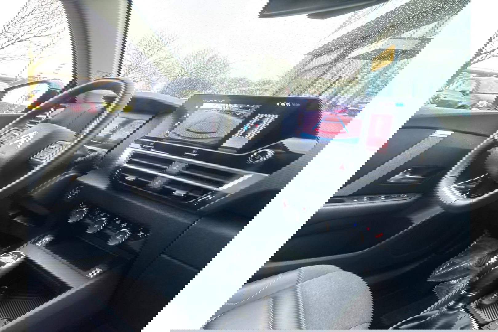 Kia Xceed 1.6 GDI PHEV AUTOMAAT BUSINESS LINE AIRCO CARPLAY PDC-CAMERA.