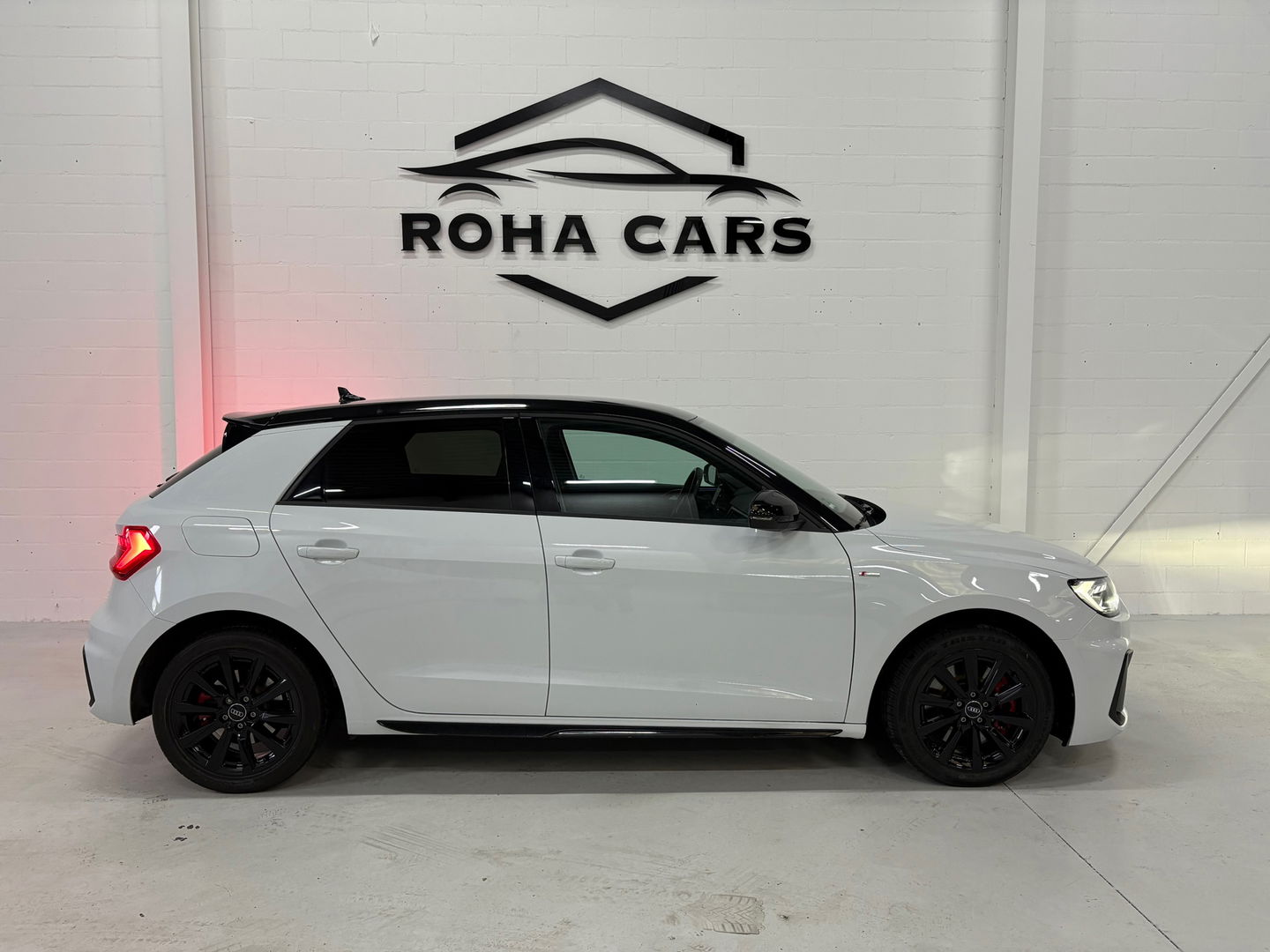Audi A1 Sportback 35TFSI 1.5 S-Line FULL OPTIONS