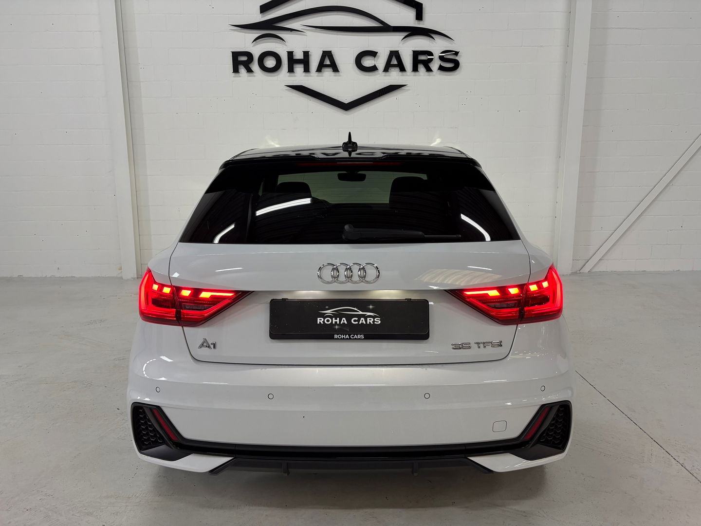 Audi A1 Sportback 35TFSI 1.5 S-Line FULL OPTIONS
